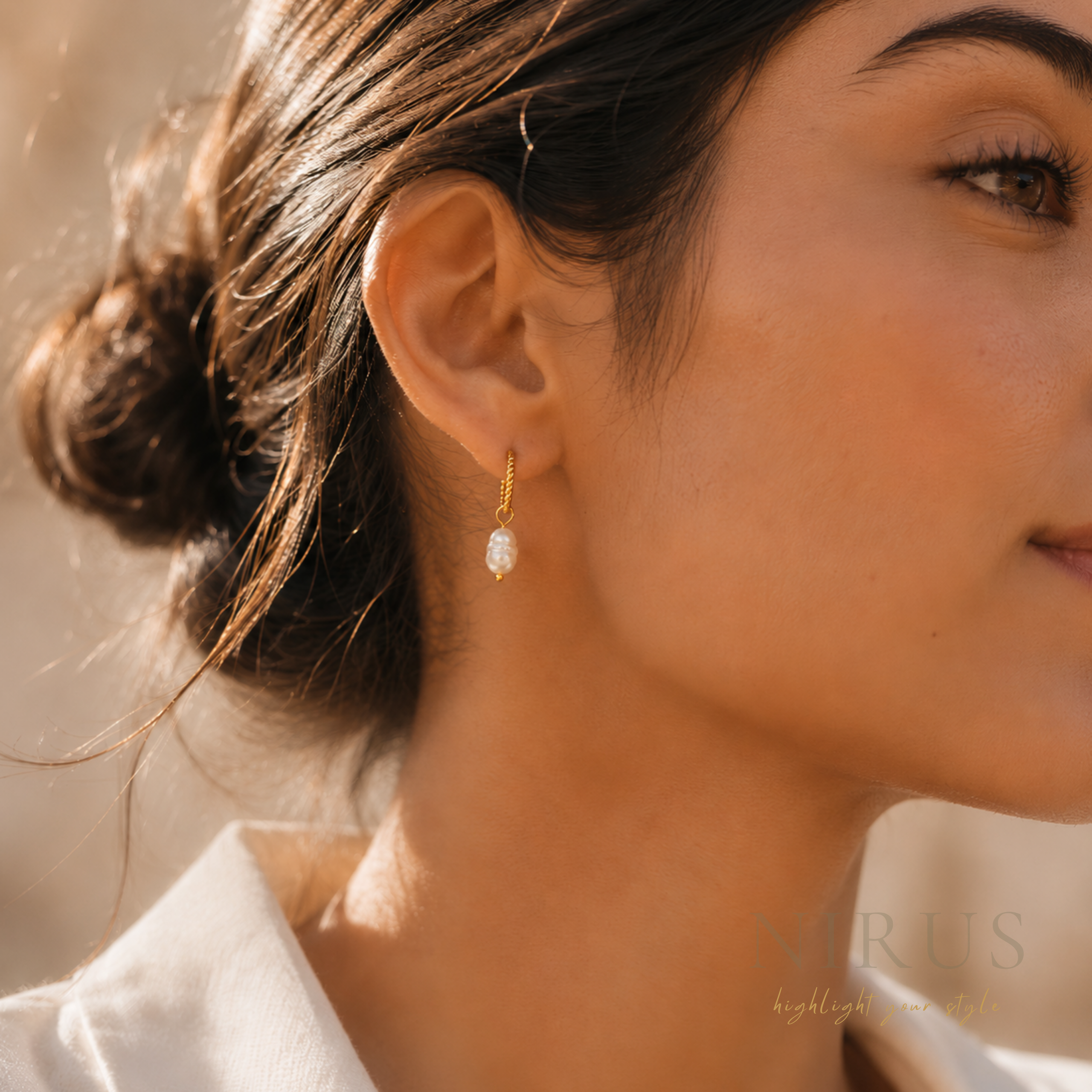 Torsade Pearl Hoops