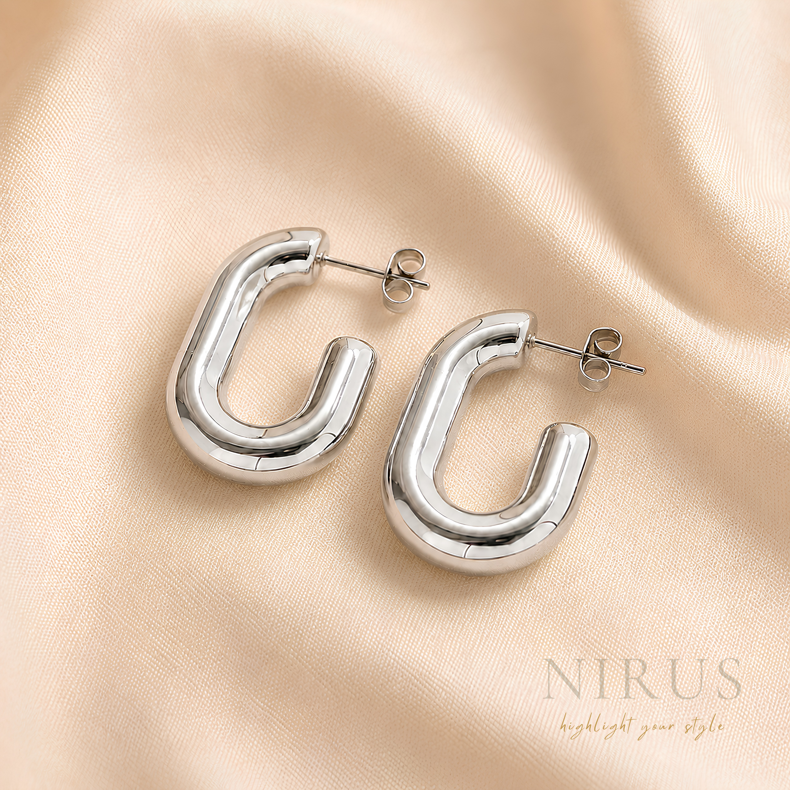 Sculpted Arch Hoops