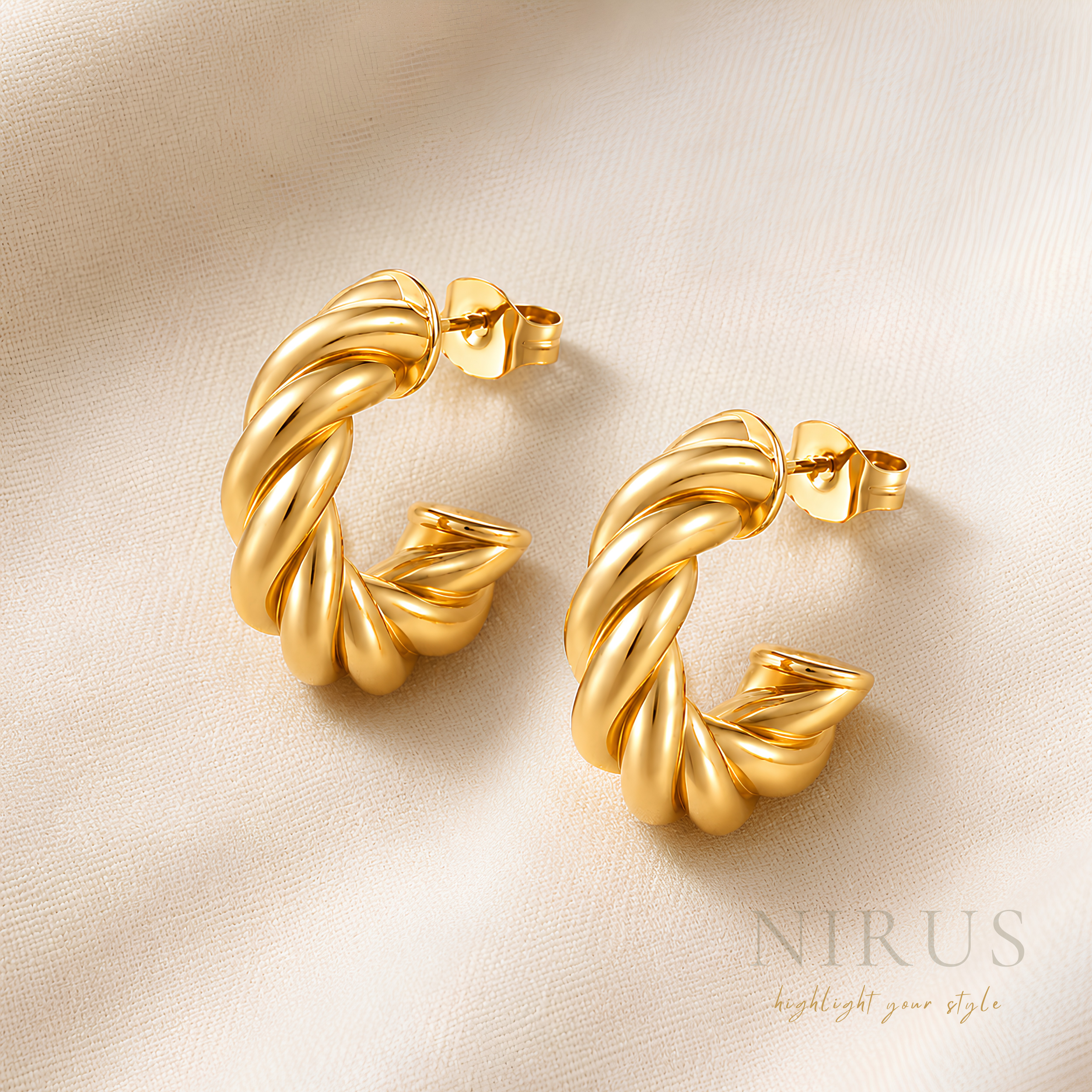 Torsade Hoop Studs